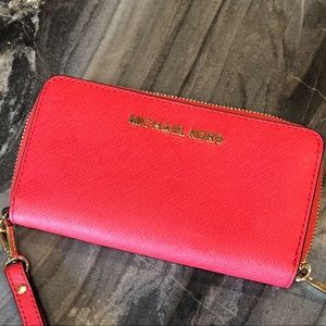 Brand New Michael Kors Wallet